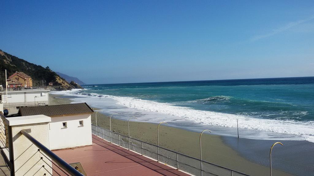 דייבה מרינה Deiva Holidays מראה חיצוני תמונה